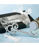 Llave plateada abridor en caja regalo
