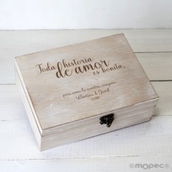 Cofre madera personalizado toda historia de amor...