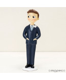 Figura pastel novio Pop&Fun manos en los bolsillos, 21cm.