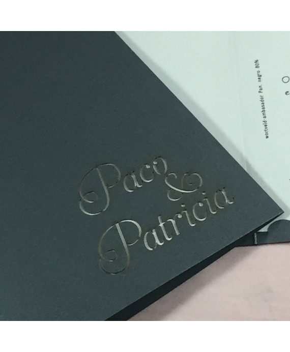 Invitacion de Boda nombres laser portada gris perlado