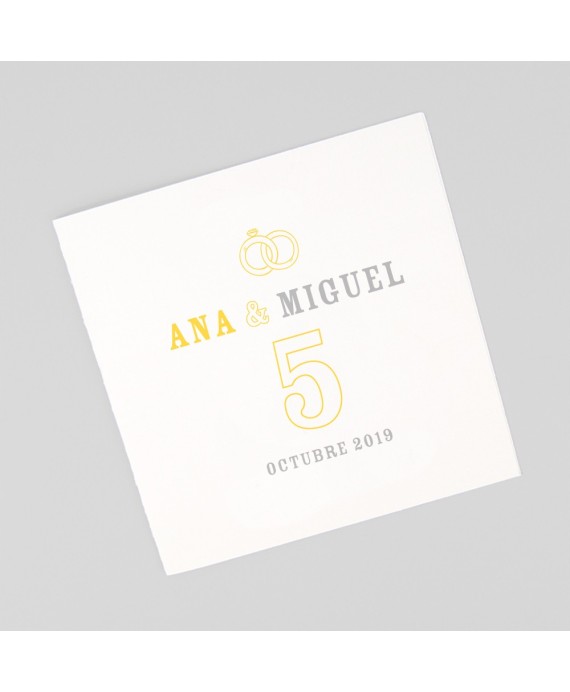 Menu para boda amarilla con lazo
