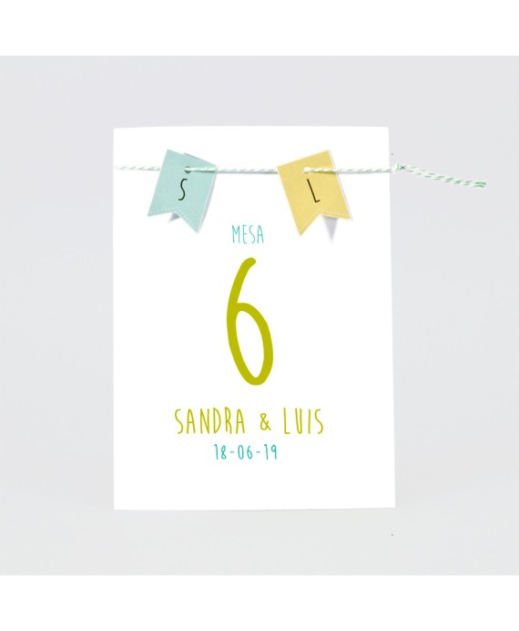 Numero para la mesapajaritos de colores