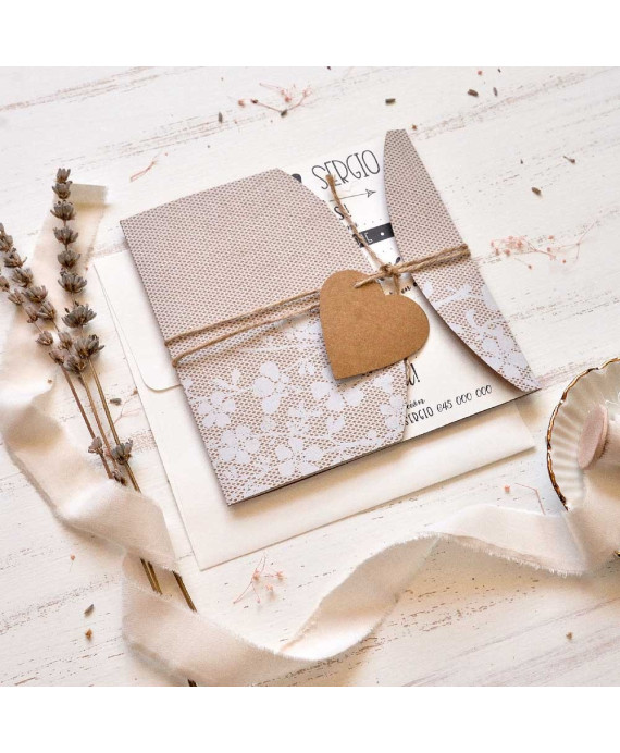 Invitación de boda corazon kraft portada