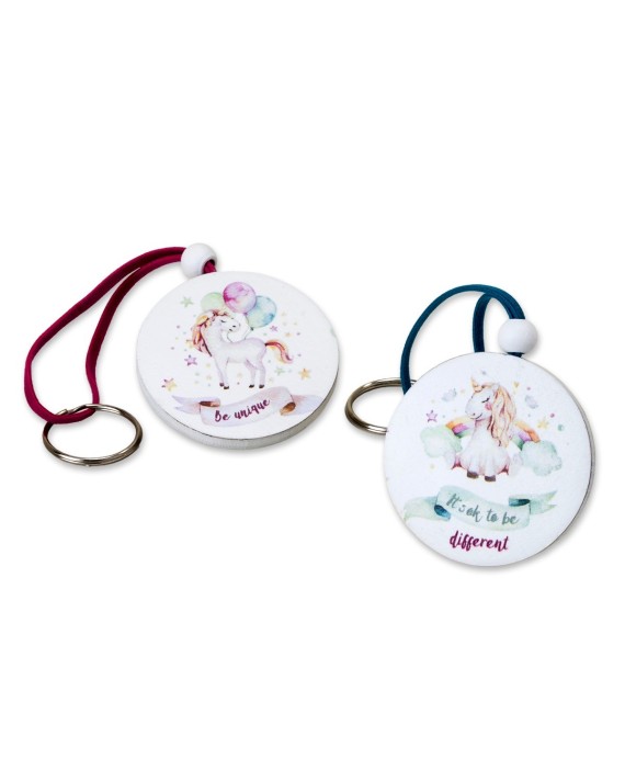 Llavero de madera unicornio