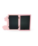 marco-de-madera-huellas-jirafa-rosa