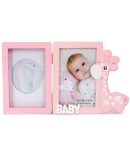 marco-de-madera-huellas-jirafa-rosa