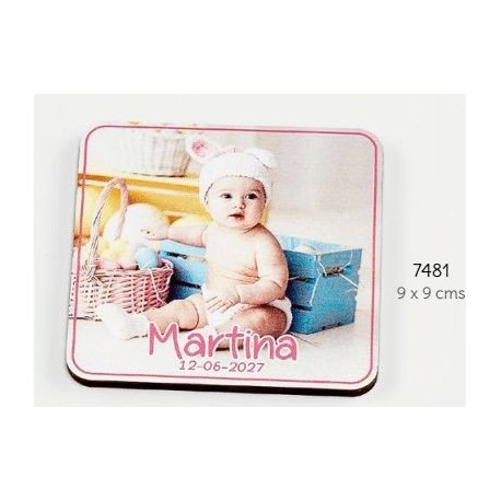 Foto madera con imán bebé niña personalizado c/foto, nombres y fecha