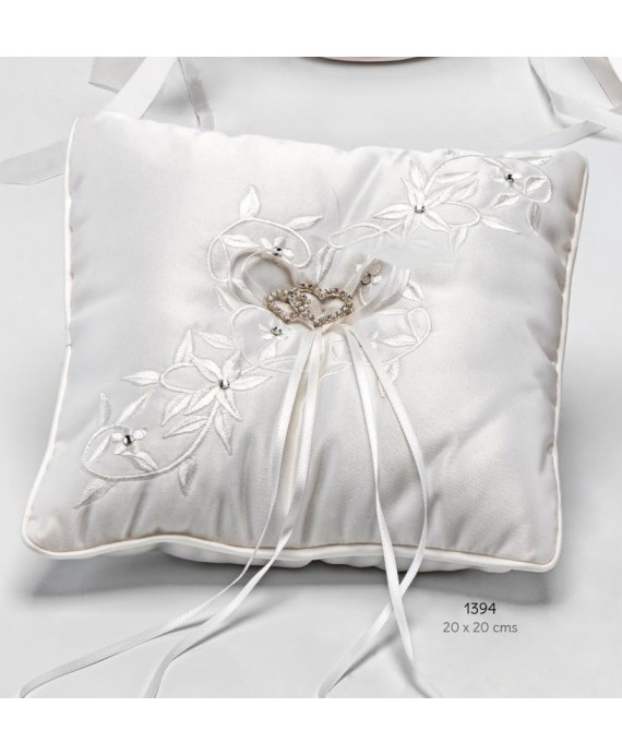 Cojín bordado hojas